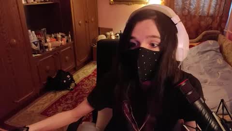 miaowhowl online show from November 9, 3:05 pm