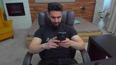 MicahLane online show from February 24, 5:52 am