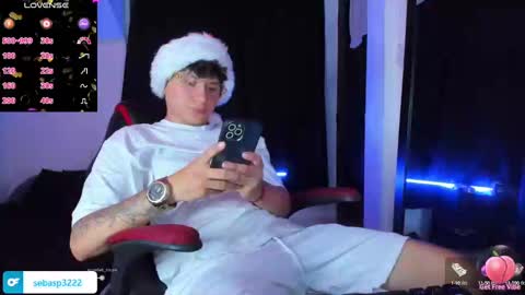 michael independent model  online show from December 11, 10:49 pm