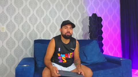 Michaell online show from January 31, 1:22 am