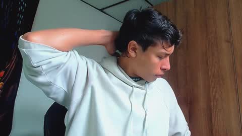 Snapshot of michaelstones chatting on December 30, 3:02 pm michaelstones online show from December 30, 3:02 pm