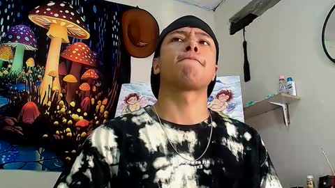 Snapshot of michaelstones chatting on September 21, 4:40 pm michaelstones online show from September 21, 4:40 pm
