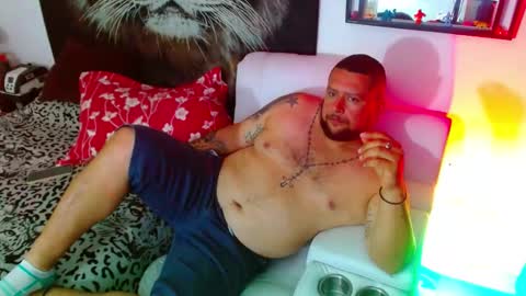 Snapshot of michell_myers chatting on January 28, 9:29 pm michell_myers online show from January 28, 9:29 pm