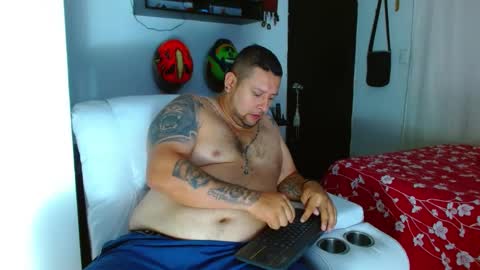 Snapshot of michell_myers chatting on February 10, 4:14 pm michell_myers online show from February 10, 4:14 pm