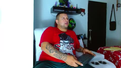 Snapshot of michell_myers chatting on February 9, 7:09 pm michell_myers online show from February 9, 7:09 pm