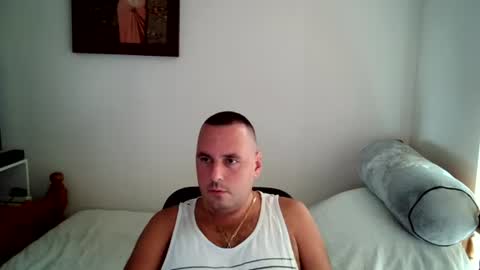 micic3 online show from July 5, 11:23 pm