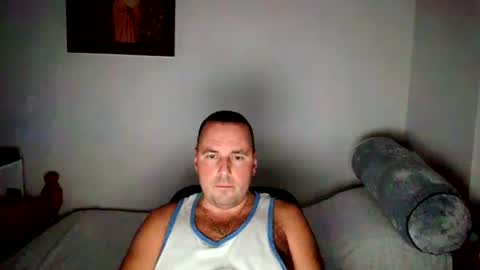 micic3 online show from July 11, 1:40 am