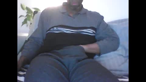 Snapshot of mickdu971 chatting on December 19, 9:49 pm mickdu971 online show from December 19, 9:49 pm