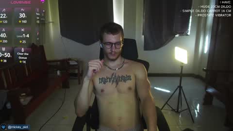 Mickey online show from December 11, 5:44 am