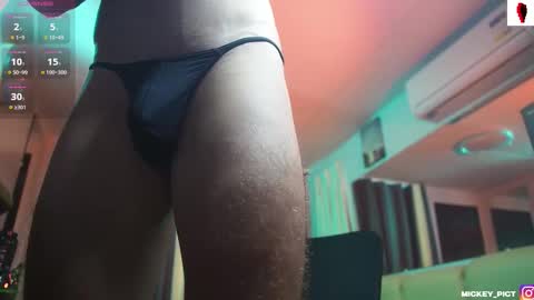 Mickey online show from October 28, 7:44 am