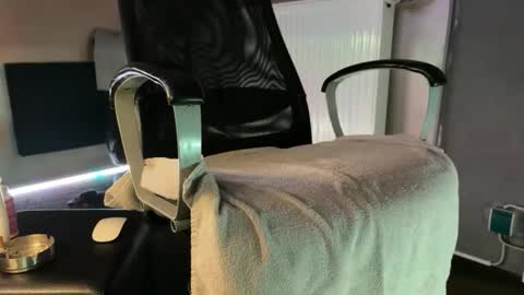 mies35 online show from January 31, 11:14 pm