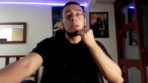 Strong Man online show from January 21, 2:00 am
