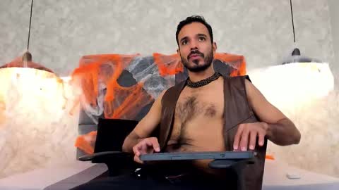 miguelsanfrancisco online show from October 30, 3:24 pm