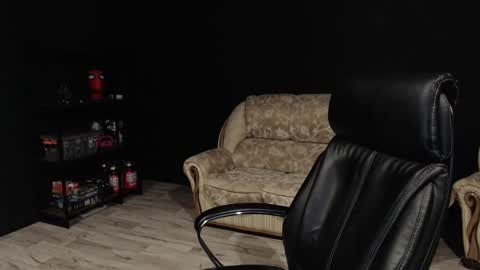 Misha Winchester online show from February 19, 8:20 pm