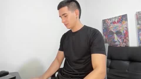 mike3xxx online show from October 8, 1:54 am