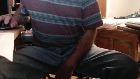 Snapshot of mike694fun chatting on October 14, 9:11 pm mike694fun online show from October 14, 9:11 pm