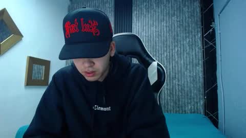 Mike 0233 online show from November 21, 5:06 am