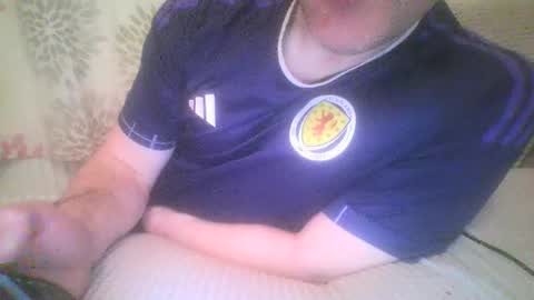 mikehockishuge9 online show from April 19, 11:29 pm