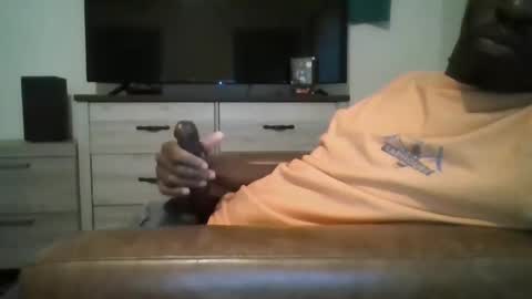 mikes_harder86_ online show from January 3, 1:36 pm