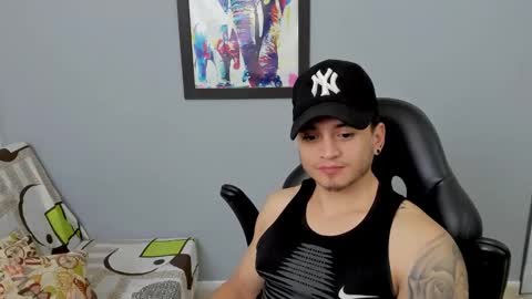 MIKKE online show from February 11, 2:13 pm