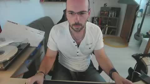 mikmik91 online show from May 22, 3:06 pm