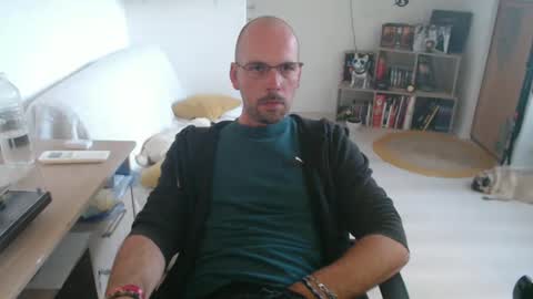 mikmik91 online show from September 11, 3:44 pm