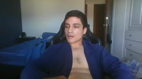 milanovalentine online show from December 19, 9:12 pm