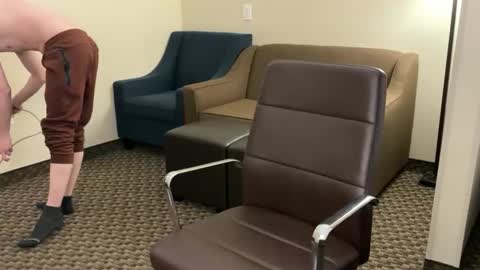 SlimnHungOH online show from December 12, 9:26 pm