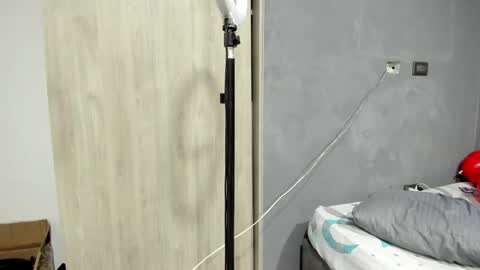 Milo Cruz online show from February 18, 10:02 am