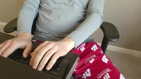 milwaukeebadger24 online show from February 4, 4:13 pm