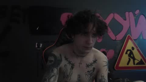 Max online show from November 13, 1:27 pm