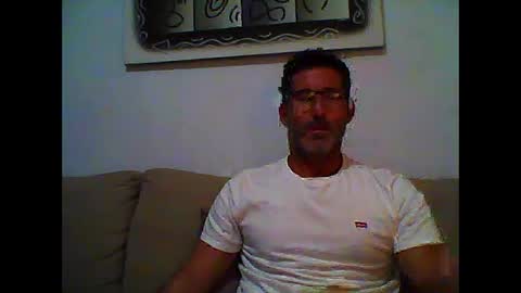 Snapshot of mindthestep chatting on March 6, 9:09 pm MIND online show from March 6, 9:09 pm