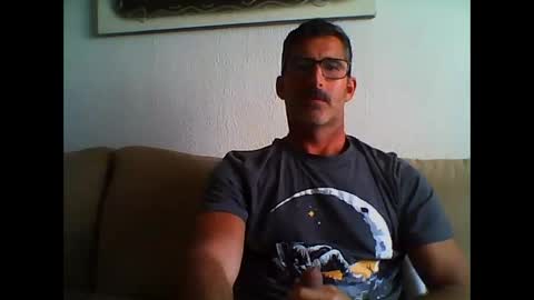 Snapshot of mindthestep chatting on February 20, 2:35 pm MIND online show from February 20, 2:35 pm