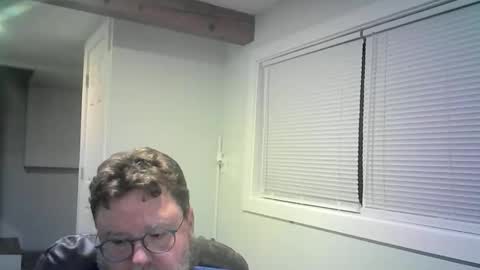 Mr. Happy online show from June 11, 6:11 am