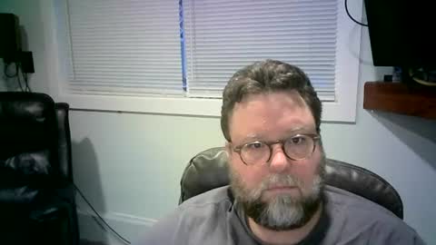 Mr. Happy online show from February 15, 1:43 am