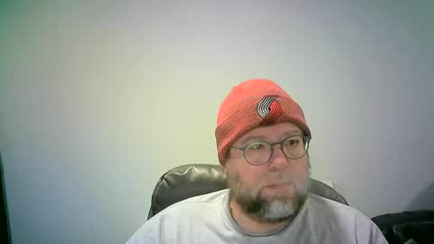 Mr. Happy online show from November 7, 5:16 pm