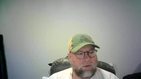 Mr. Happy online show from October 7, 4:16 am