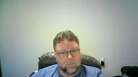 Mr. Happy online show from October 12, 5:45 am