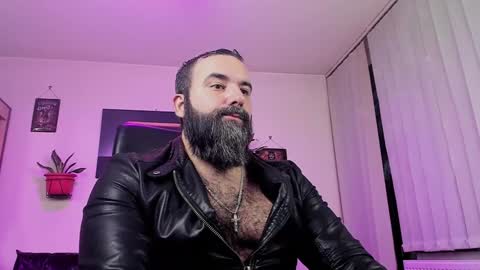 misterlov3r online show from December 17, 10:11 pm