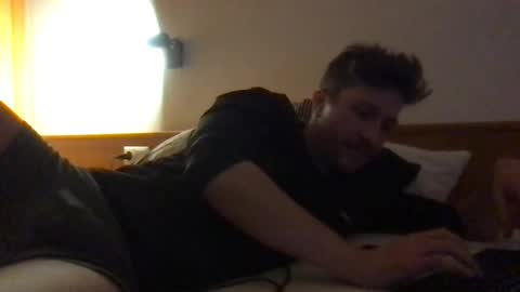 Mitchel New online show from January 18, 3:30 am