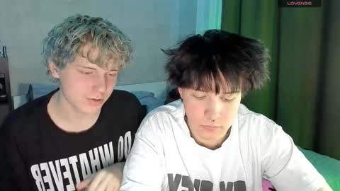 MeowMiku online show from December 19, 5:32 pm