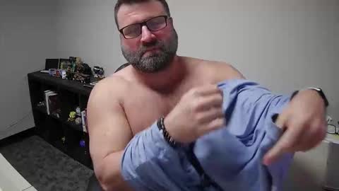 MLangworthy online show from March 26, 5:06 pm