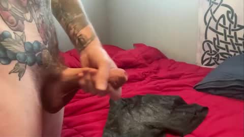 MNTuiLa online show from February 21, 2:18 pm