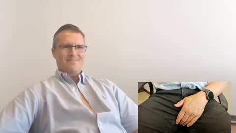 Moe online show from December 16, 6:48 pm