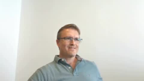 Moe online show from January 10, 7:32 pm