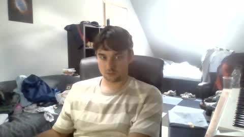 moistbreadstick online show from July 27, 12:01 pm