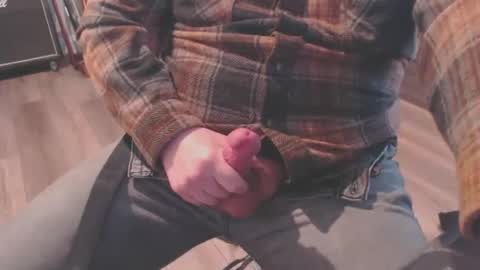 momer85 online show from December 30, 6:38 pm