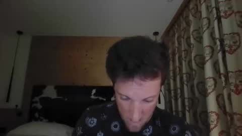 moms_little_monster online show from November 16, 4:53 pm