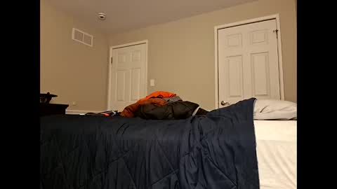 moneyboysaveg548 online show from March 2, 7:15 am