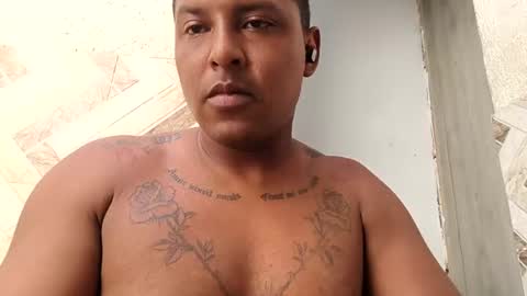 Carlos online show from August 8, 6:04 pm